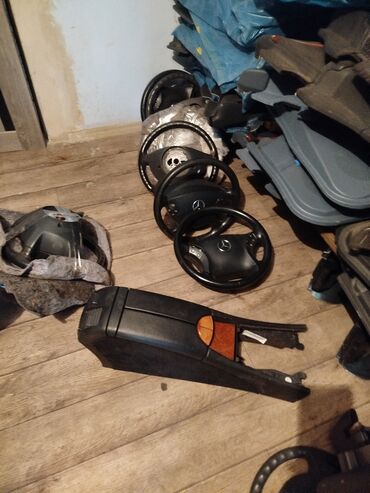 Другие автозапчасти: Предлагаются автомобильные запчасти на Мерседес В наличии блоки — 10