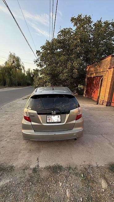 jas: Honda Fit: 2008 г., 1.5 л, Автомат, Бензин, Хэтчбэк — 4