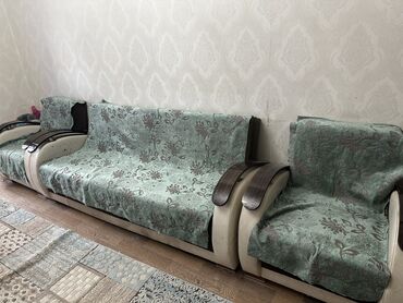 купить рамы оконные бу: Прямой диван, Б/у, Трёхместный и более, Кожа