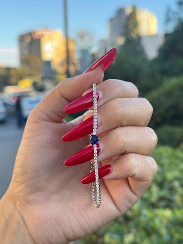 ağ qızıl nişan uzukləri: Bilərzik