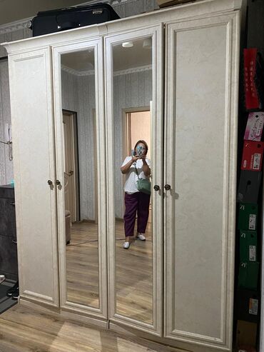 продам мебель бу в бишкеке: Кийим салуучу шкаф, Колдонулган, Түз, Башка материал