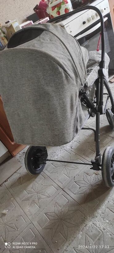 usaq kravatlari 2 mertebe: Классическая прогулочная коляска, Б/у, Пол: Девочка, Возраст: 12-18 месяцев, Самовывоз