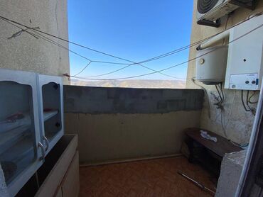 Uzunmüddətli kirayə mənzillər: Mənzil Yeni Yasamal Ə.Əhmədov küçəsin də yerləşir. 17 mərtəbəli — 10