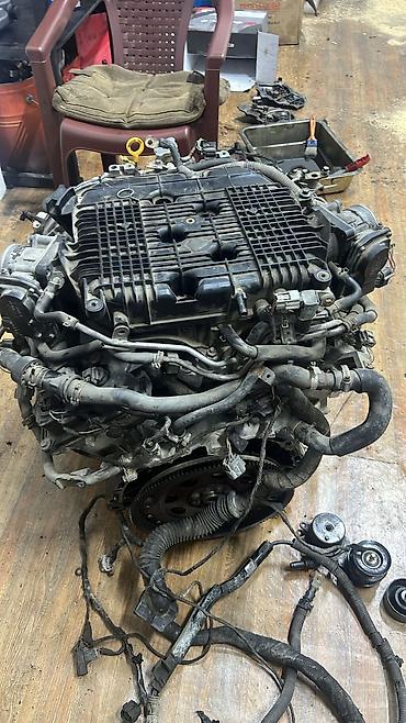 Sbor motorlar və silindr başlıqları: Infiniti FX – ehtiyat hissələri fx35 fx37 q70 Təsvir: - Infiniti FX — 2