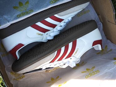 Кроссовки и спортивная обувь: Кроссовки, 36, 36.5, 37, Adidas, Новый, цвет - Белый, Самовывоз, Бесплатная доставка