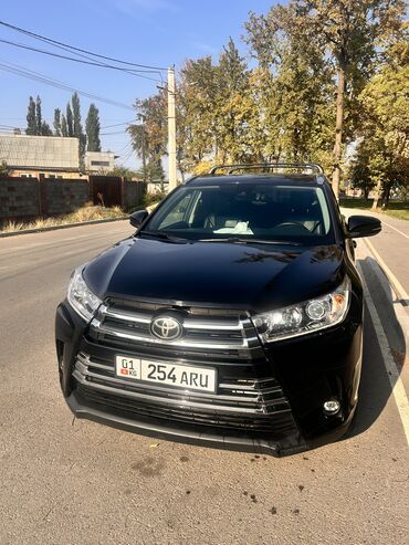 Toyota: Toyota Highlander: 2018 г., 3.5 л, Автомат, Бензин, Кроссовер