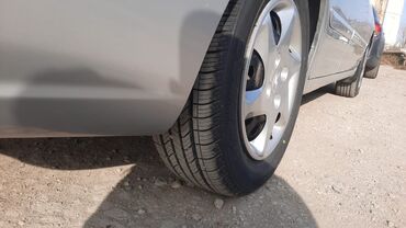 Hyundai: Hyundai Elantra: 1.6 l | 2004 il Sedan — 12