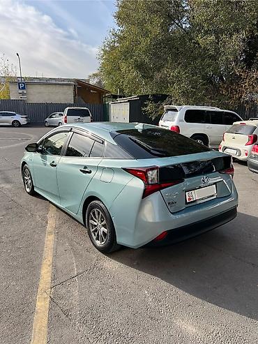 lx 570 2014: Toyota Prius: 2019 г., 1.8 л, Автомат, Гибрид, Лифтбек — 5