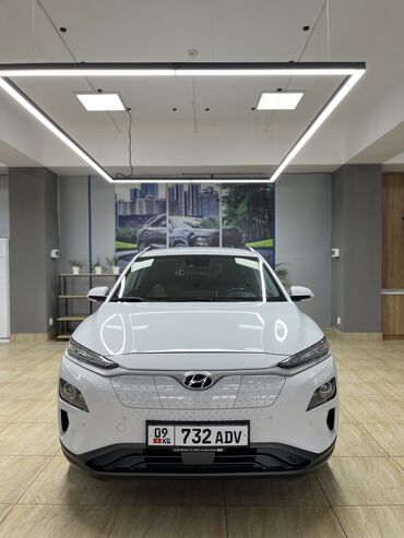 hyundai kona 2018: Hyundai Kona: 2018 г., Автомат, Электромобиль, Внедорожник