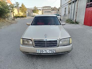 Mercedes-Benz C-Class: 1.8 l | 1994 il Sedan