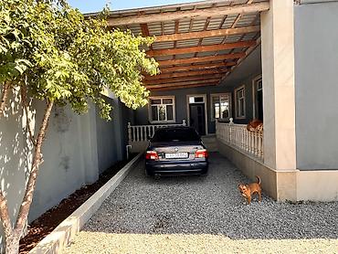 maştağa: Həyət evi – geniş həyət və üstüörtülü eyvan - Tam hasarlı, dəmir — 5