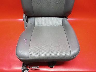 Сиденья: Переднее сиденье, Кожа, Mazda 1999 г., Б/у, Оригинал, Япония — 2