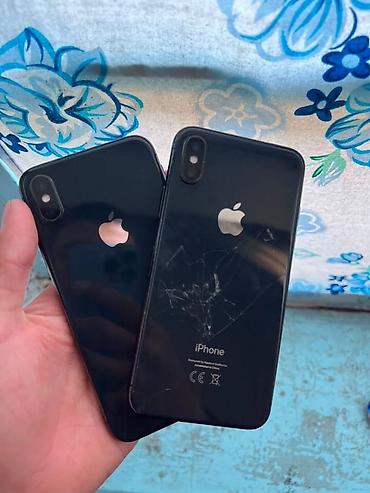 Мобильные телефоны: IPhone X, комплект из двух аппаратов Два айфона х Один не работает — 1