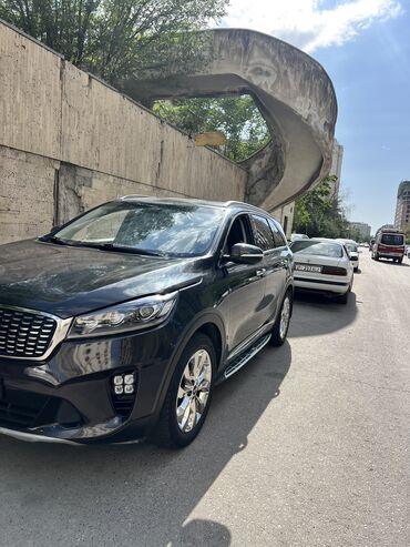 Kia: Kia Sorento: 2018 г., 2.2 л, Автомат, Дизель, Кроссовер