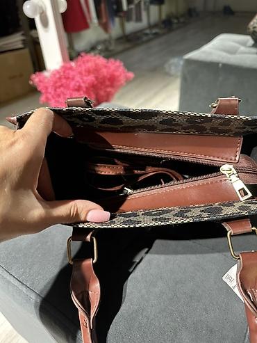 Классические сумки: Продаю новые сумки Любая за 490 сом Использовались только для — 17