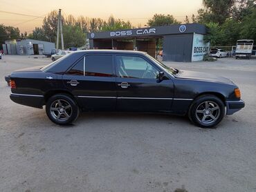 mers e220: Mercedes-Benz W124: 2.9 л, Механика, Дизель, Седан