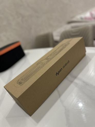 dyson airstrait: Dyson Airstrait düzləşdirici (EU versiya) - Gərginlik: 220 V, 50–60 — 4