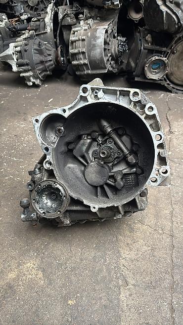 Volkswagen: Volkswagen Golf: 1982 г., 1.3 л, Механика, Бензин, Хэтчбэк — 20