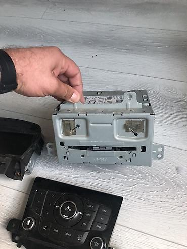 priora pribor: Chevrolet/GMC orijinal multimedia/radio blok dəsti Təsvir: - GM — 1