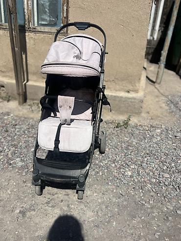 доголоктор: Срочно продам Прогулочная коляска-трость компактного формата. - — 5