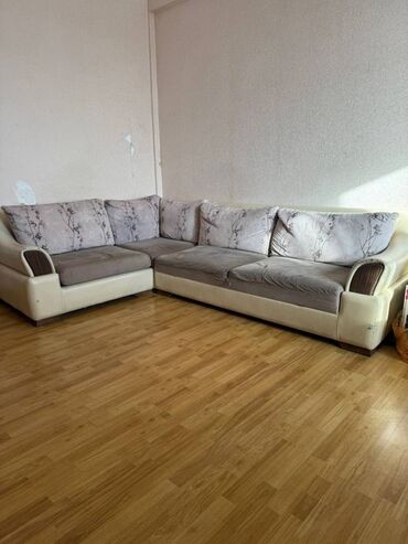 Divanlar: Künc divan, İşlənmiş, Açılan, Çatdırılma yoxdur