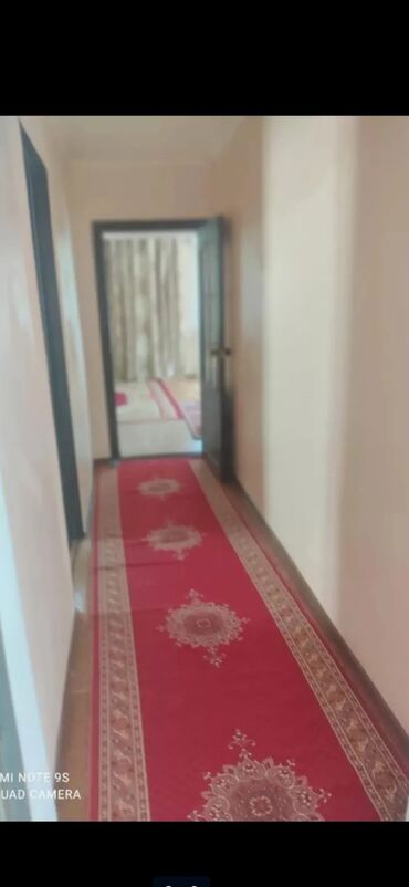 дом сары ой: 55 м², 3 комнаты, Парковка, Забор, огорожен