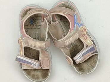 clarks sandały dziecięce: Sandals 31, Used