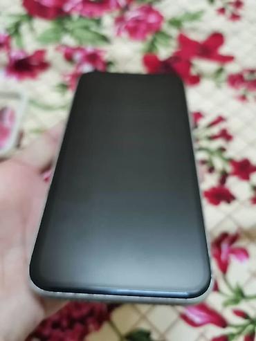 iphone 5 es: IPhone 11, Ağ, Face ID — 5