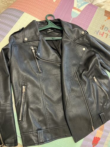 Верхняя одежда: Кожаная куртка, Косуха, Оверсайз, S (EU 36), M (EU 38)