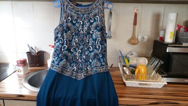 Venčanice i aksesoari: Svecana haljina kao nova ili nova velicina od 42 do 44. Duga