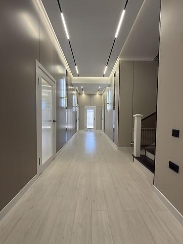 Продажа таунхаусов: 5 комнат, 214 м², Кара-Жыгач ж/м Газ, Электричество, Холодная вода — 9