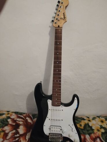 струна на гитару: Продаю электрогитару fender squaer Stratocaster (HSS) в комплекте