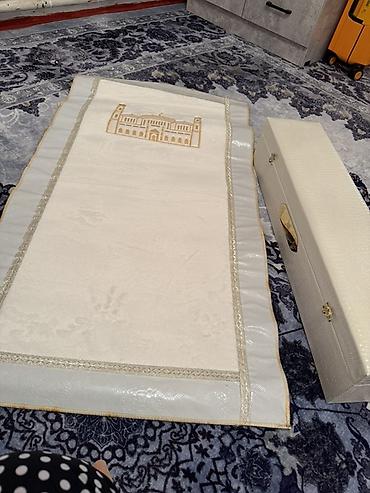 мусульманские часы: Подарочный набор: молитвенный коврик в футляре звоните цена договорная — 3
