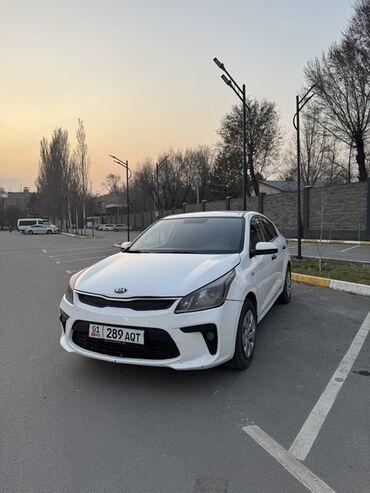 кич рио: Kia Rio: 2018 г., 1.4 л, Автомат, Бензин, Седан