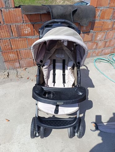 Kolica za bebe: Graco kolica za bebe, korišćena oko 6 meseci. Očuvana. Bez oštećena i — 1