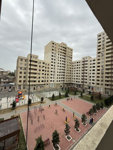 hezi aslanov qesebesinde kiraye evler: Bakıxanov qəs., 2 otaqlı, Yeni tikili, m. Neftçilər, 76 kv. m
