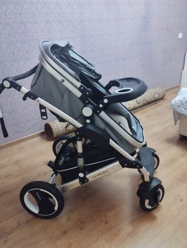 Araba-beşiklər: Çıxarıla bilən beşikli araba, İşlənmiş, Cins: Oğlan — 13