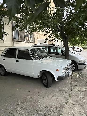 VAZ (LADA): VAZ 2107 “Lada” sedan - Kuzov: klassik 4 qapılı sedan, ağ rəng — 10
