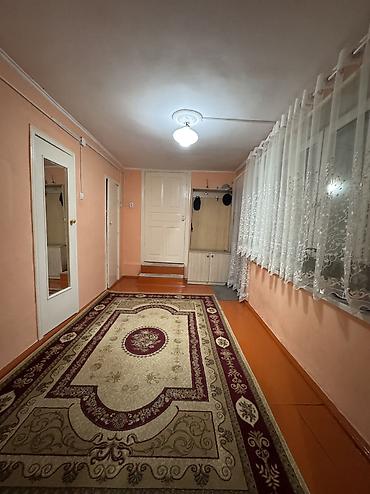 Продажа коттеджей и домов: В селе Беловодское продается добротный дом из 5-ти комнат, кухня — 6