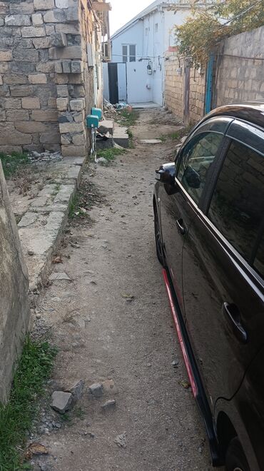 Otaqların uzunmüddətli kirayəsi: Köhne Coratda 4 otaqlı ev satılır merkeze denize yaxındır etraflı — 3