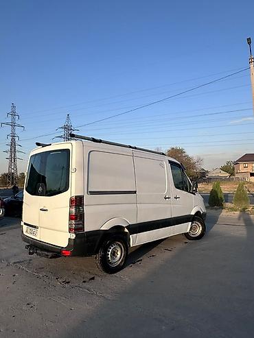Транспорт: Mercedes-Benz Sprinter фургон (короткая база, средняя крыша), белый — 2