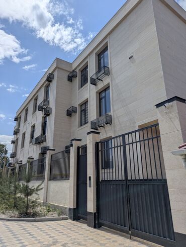 Продажа квартир: 3 комнаты, 103 м², Элитка, 2 этаж, ПСО (под самоотделку)