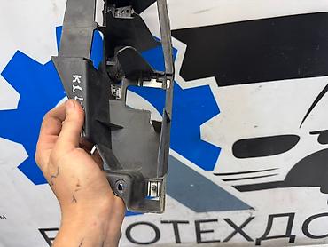 Панели, обшивки: Блок управления стеклоподъемниками лев. Renault Magnum Тягач DXI13 at lalafo.kg — 8 Панели, обшивки: Блок управления стеклоподъемниками лев. Renault Magnum Тягач DXI13 — 8