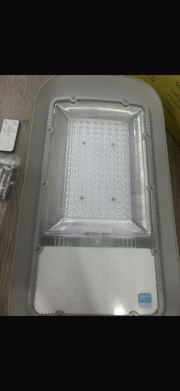 Солнечные прожекторы: Солнечный прожектор на улице снаружи есть и на помещении с фабрика — 14