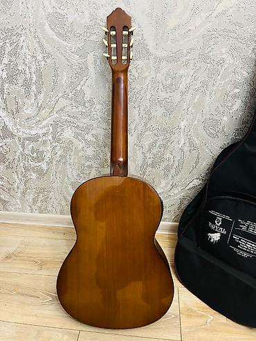 Классические гитары: Классическая гитара, Yamaha, Б/у, Платная доставка — 5