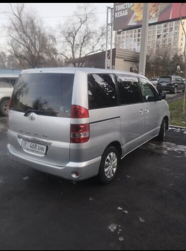 тойота noah: Toyota Noah: 2004 г., 2 л, Автомат, Бензин