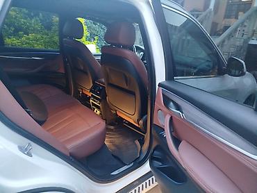 for x5 magic: BMW X5: 2 l | 2017 il Ofrouder/SUV — 5