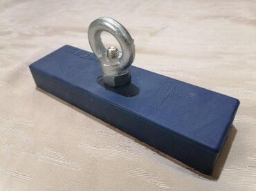 Lov i ribolov: Selling new blue fishing magnets (200x60x30). The price is per piece — 3