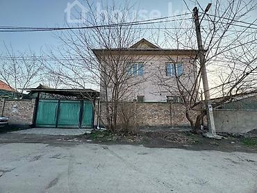 гостиница в: Срочно продаётся 2-этажный дом в районе Рабочего городка. Общая — 1