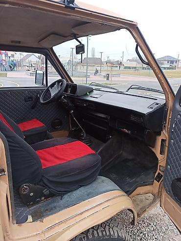 Volkswagen: Volkswagen Transporter: 1985 г., 1.8 л, Механика, Бензин, Минивэн — 16